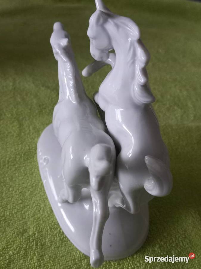 Figurka porcelanowa Konie Grafenthal Porcelana i szkło Toruń
