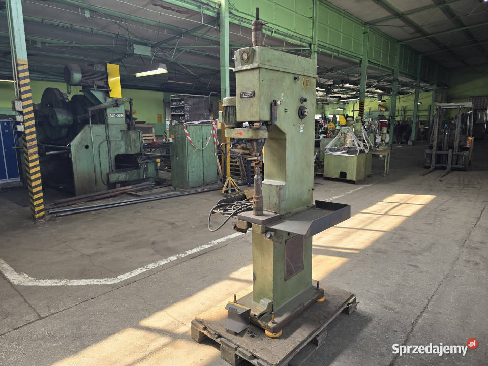 Nitownica niciarka prasa nitująca DUNKES DN4 4 Rok produkcji 1999 Biskupice sprzedam