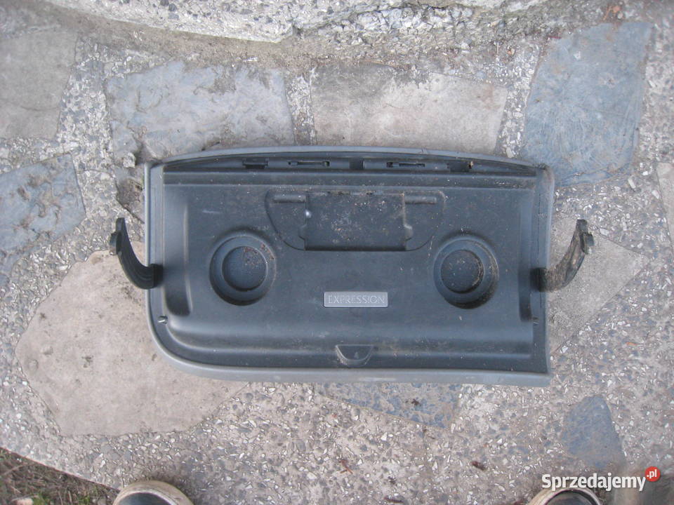 Schowek pokrywa klapa schowka przed pasażerem Rok produkcji 2002 Kraków
