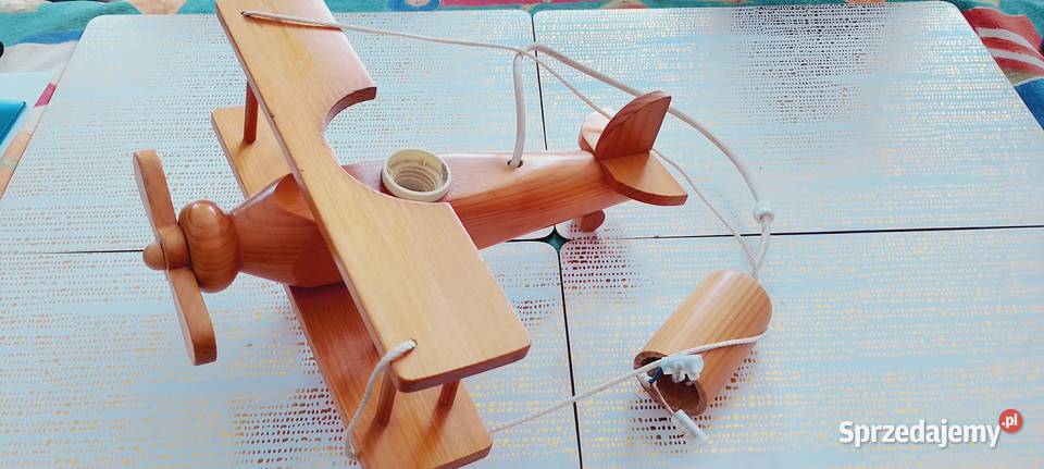 Lampa sufitowa samolot