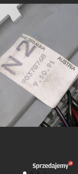 Opel Senator B 30 30NE Skrzynka Bezpieczników Skawina