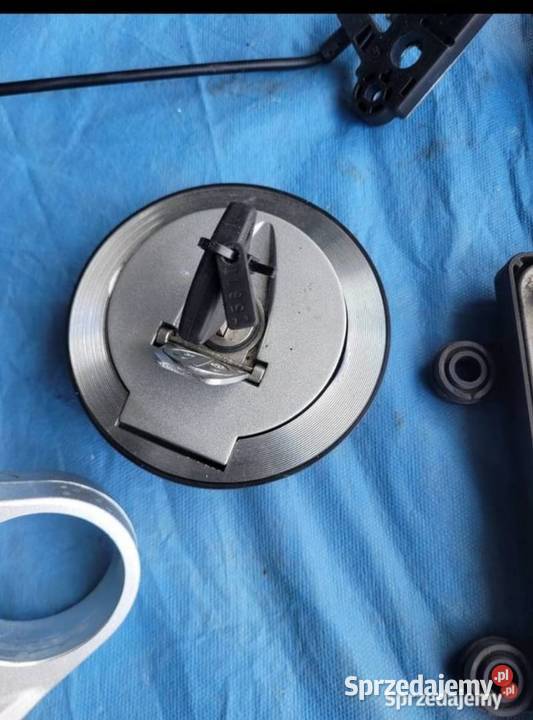 Aprilia TUONO V4 1100 16 rsv zestaw startowy