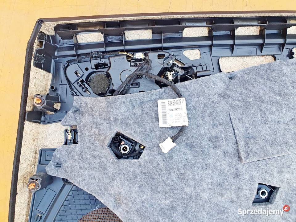 MERCEDES CLA W117 SHOTING BRAKE KOMBI BOCZEK osobowe Radom