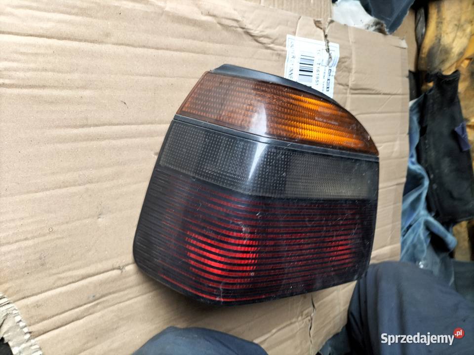 LAMPA TYŁ TYLNA LEWA CZARNA PALONA GOLF 3 Kamień-Kolonia