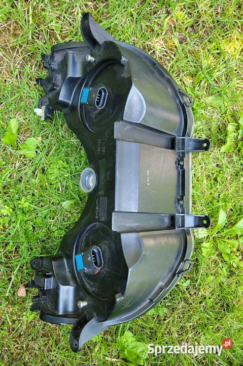 Lampa przód reflektor Piaggio Carnaby 125 Reflektory i halogeny Piła