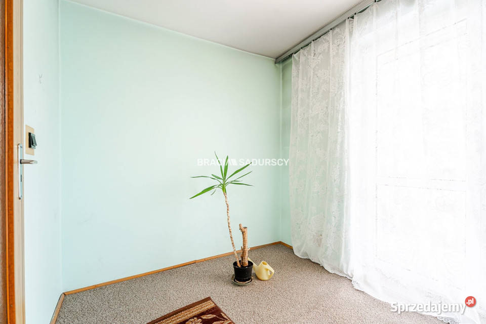 Dom bliźniak 15172m2 Kraków do remontu sprzedam