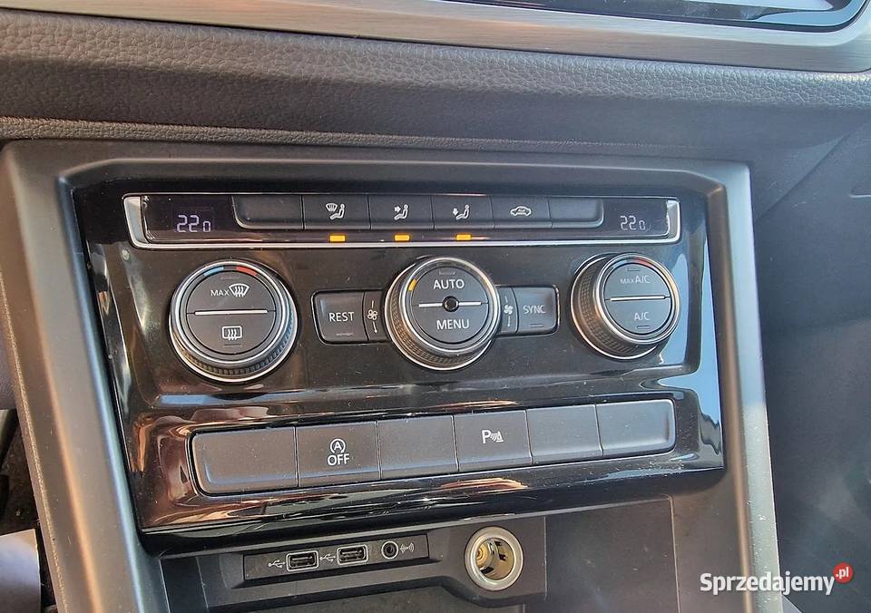 VW Touran 20 TDi 150 DSG 150 7 osobowy mazowieckie