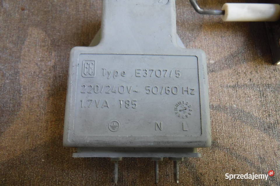 Transformator zapłonowy E3705 17VA 220240V Otwock