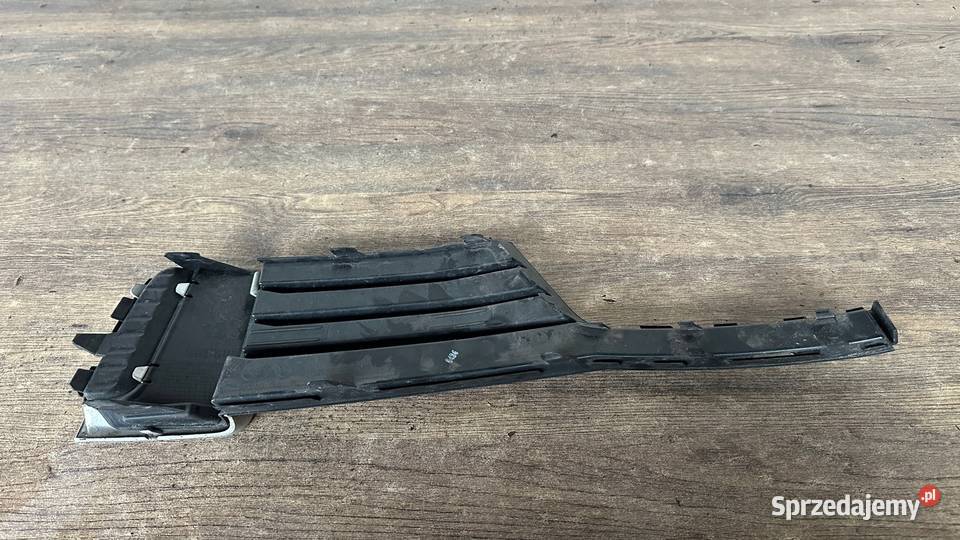 KRATKA W ZDERZAK PRZEDNIA PRZÓD LEWA AUDI A3 Gorzów Wielkopolski