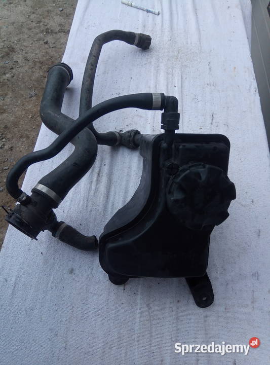 ZBIORNICZEK WYRÓWNAWCZY PŁYNU BMW E81 E87 E90 Mielęcin