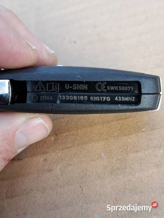 Kluczyk Opel ASTRA J 13308185 433MHZ 5WK50079 osobowe Zamki, wkładki i kluczyki