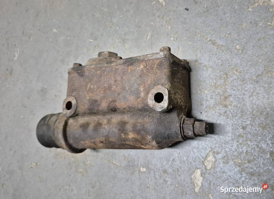 GAZ 69 UAZ 469 452 Wołga reflektory lampy osobowe Podłęże