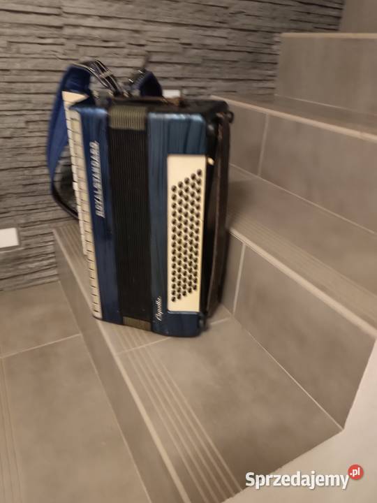 Akordeon royal standard 80 capella