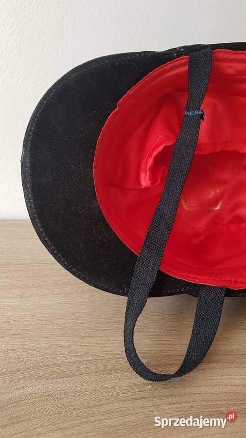 Kask jeździecki zamszowy 54