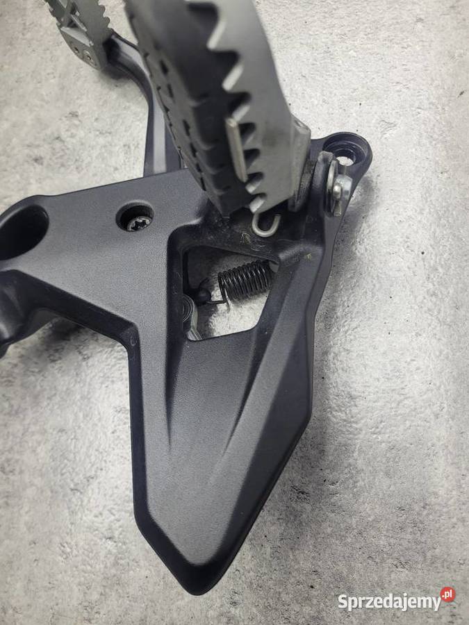 KTM 890 ADV SMT OEM 23 SET PODNÓŻEK DŹWIGNIA