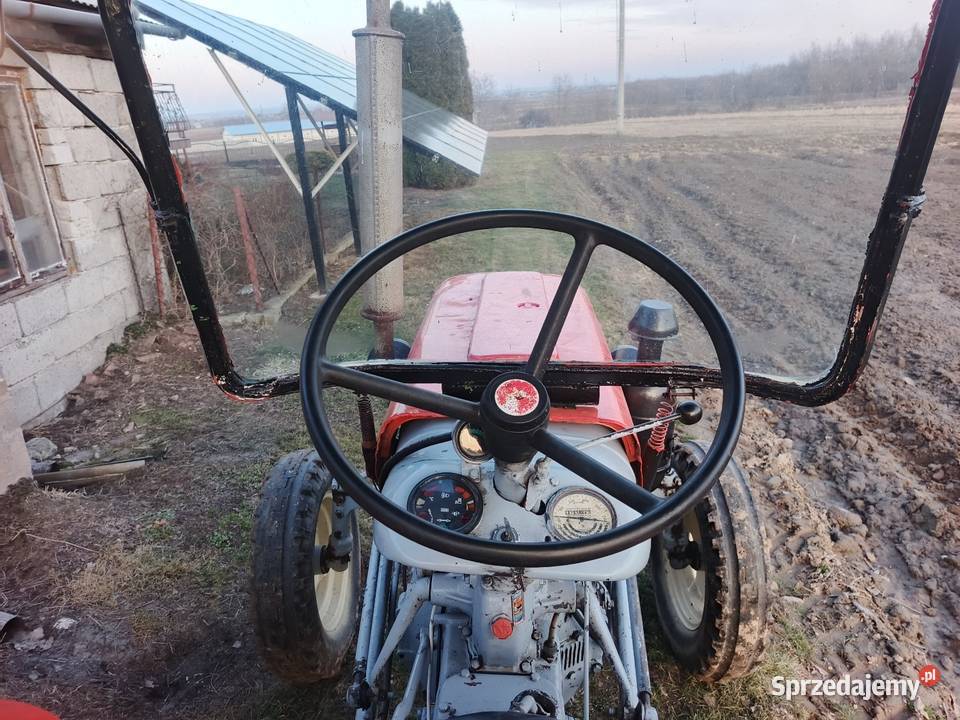 Ursus c 328 Morawsko