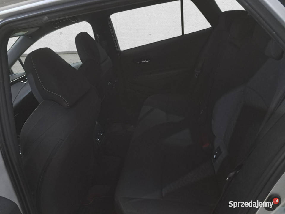 Toyota Corolla Poleasingowe BZ Seria E16 2012