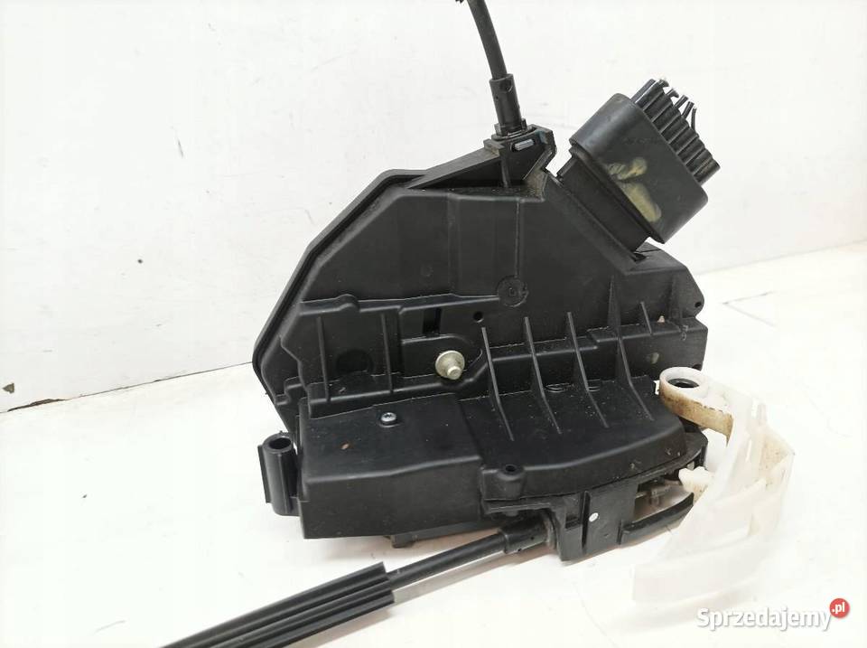 ZAMEK DRZWI PRAWY PRZÓD BM5AA21812BH Ford świętokrzyskie