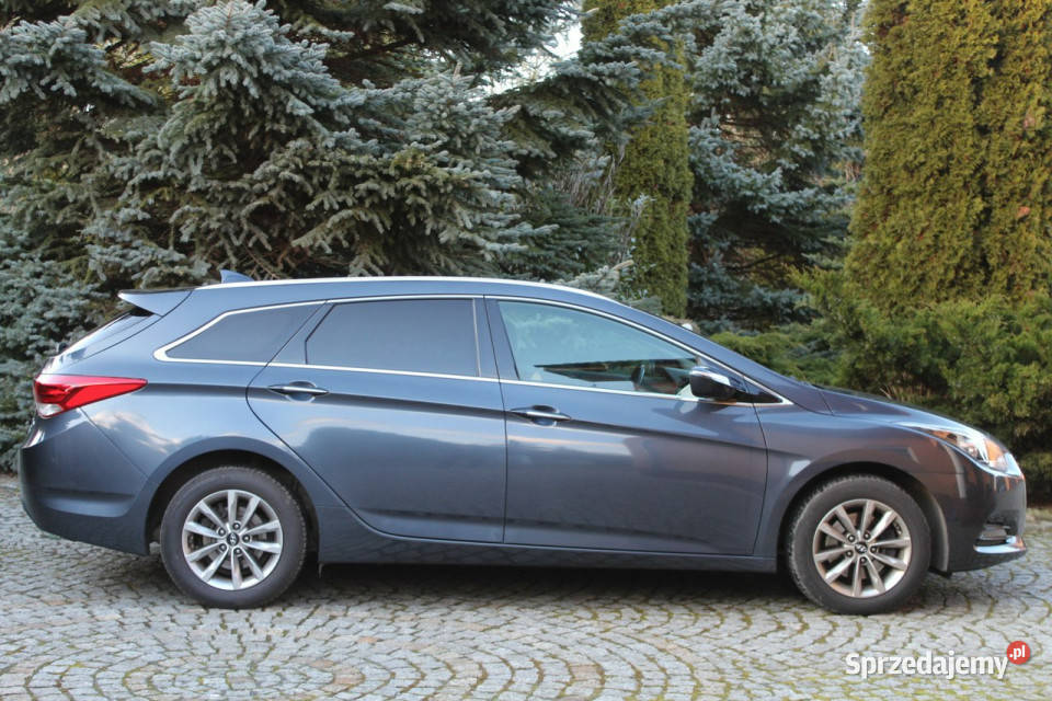Hyundai i40 CRDi 141 Navi Kamera Opłacony czujnik zmierzchu Lubań