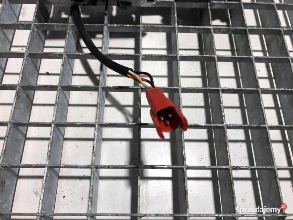 ZAMEK DRZWI LEWY PRZÓD SCANIA PGRT series sprzedam