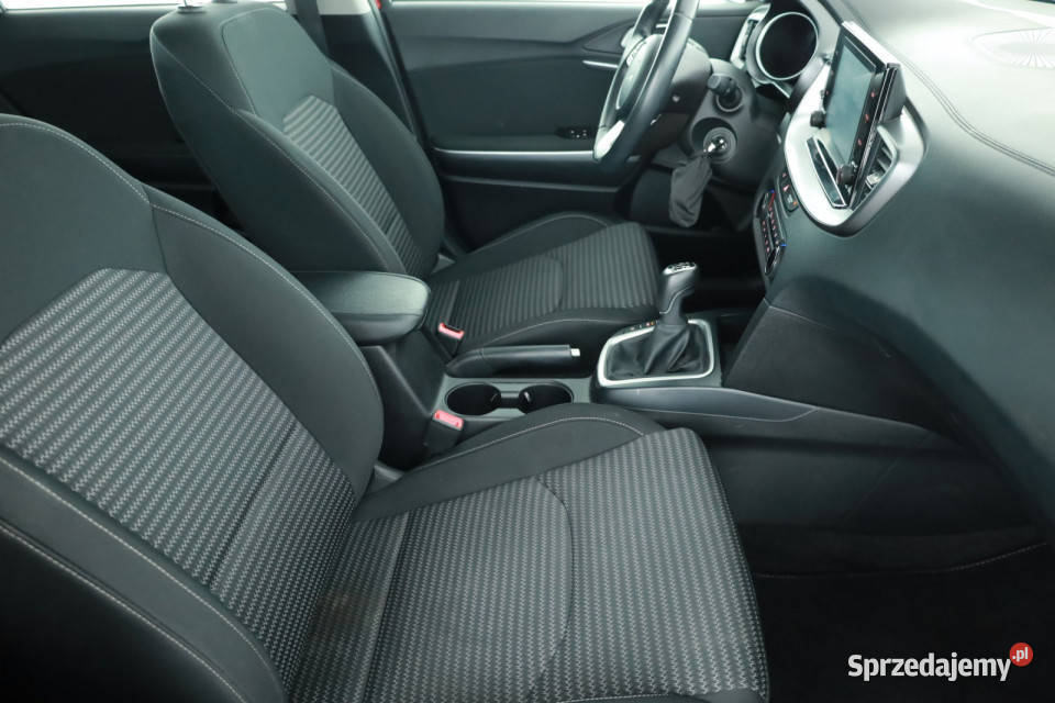 Kia Ceed 15 TGDI Warszawa