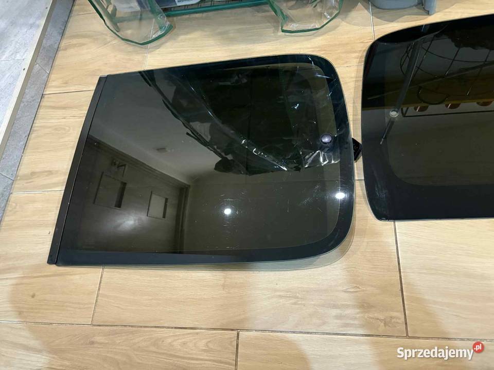 Boczne szyby Citroena Berlingo ban Lipno