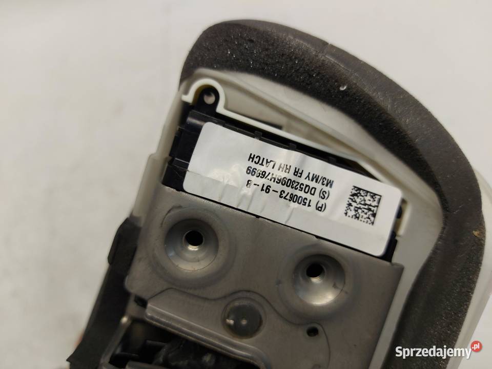 TESLA MODEL Y 2023r Zamek drzwi przód prawy 7PIN Motoryzacja