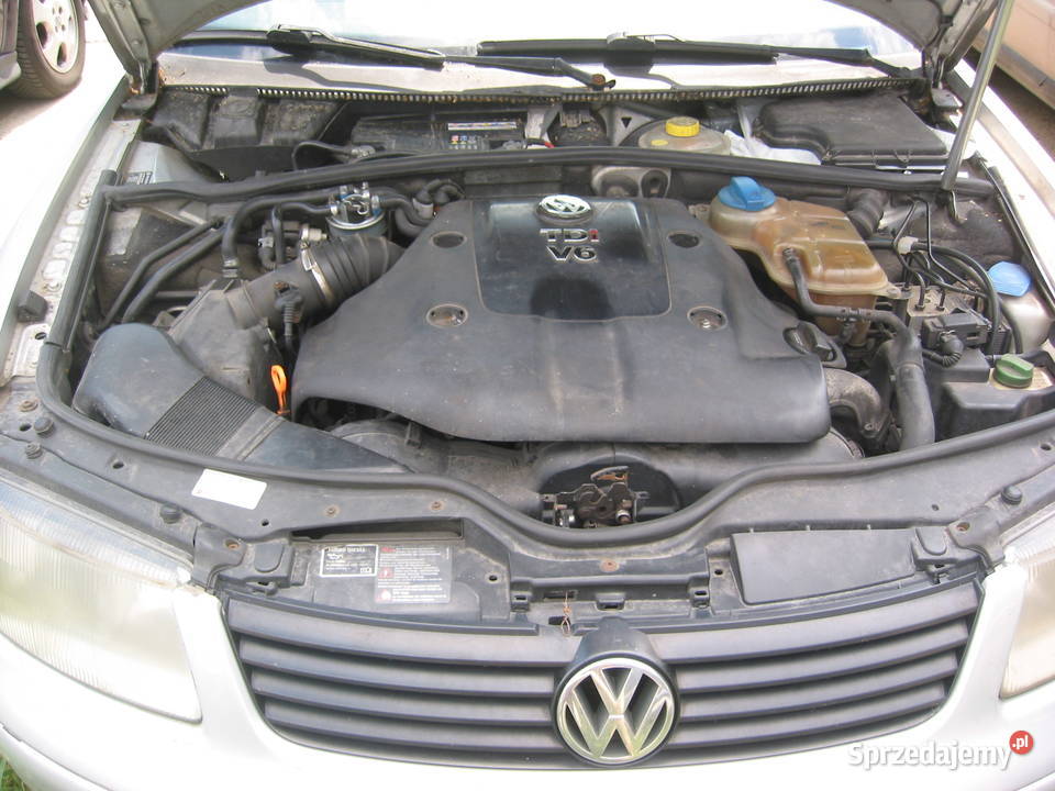 WROCŁAW VW Passat diesel 25 Kombi 2000r waźne 213000km