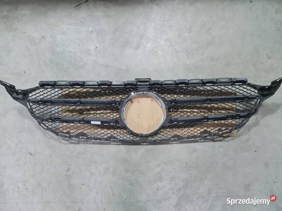W205 grill atrapa