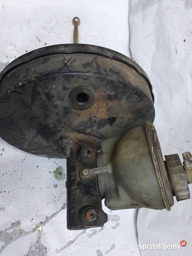 VW GOLF 3 III serwo pompa hamulcowa 1H1 612 105A Ksawerów