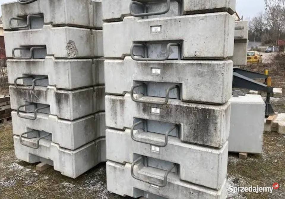 Żuraw budowlany dźwig budowlany Liebherr 26K1 Poznań