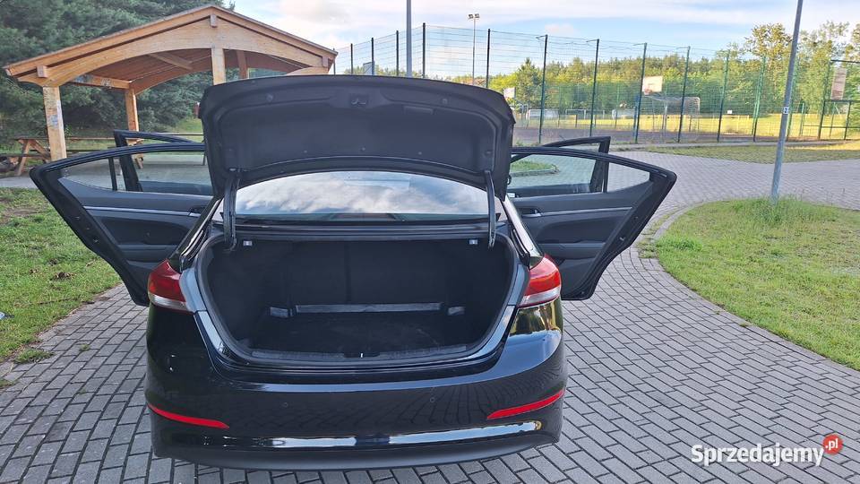 Hyundai Elantra czarna perła zadbany automat Słupsk