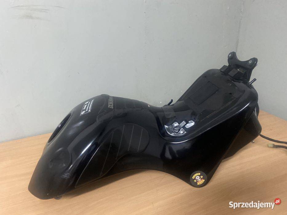 Kawasaki GTR 1400 Bak Zbiornik Pompa Paliwa Poznań sprzedam