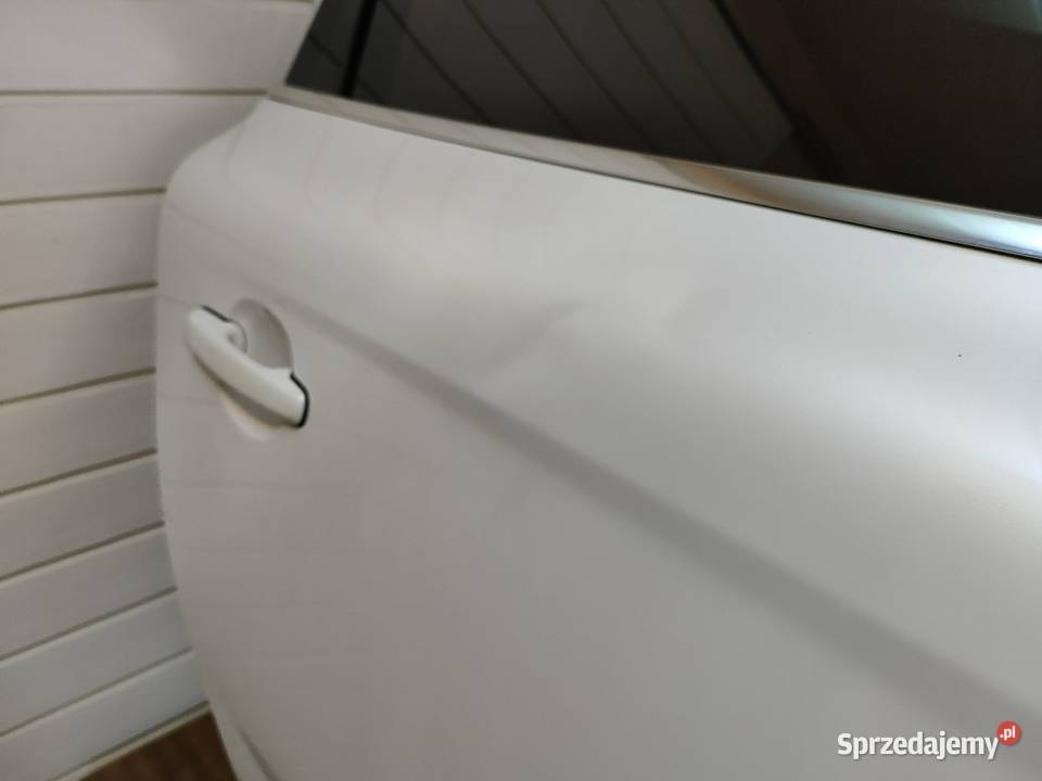 Volvo XC60 I Drzwi Prawy Tył 707 Rok produkcji 2015 Karoseria Cyców