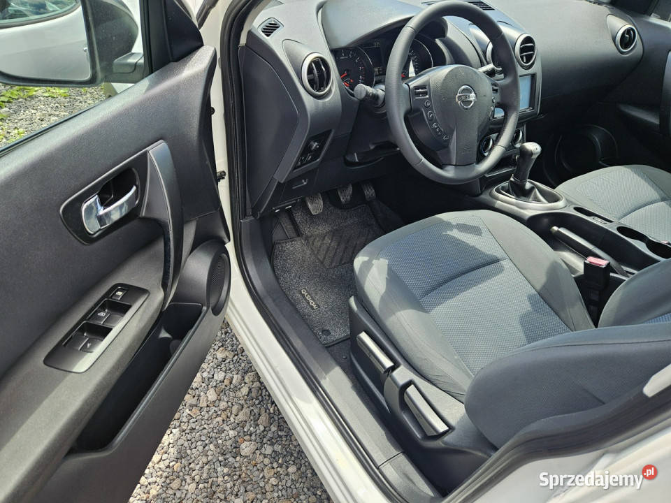 Nissan Qashqai Klimatyzacja Tempomat Czujniki aluminiowe felgi Ruda Śląska sprzedam