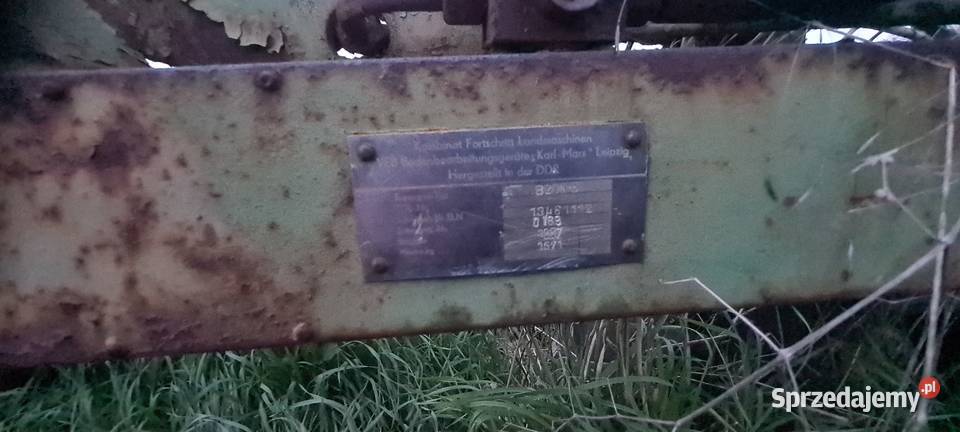 Pług ciągany 5 skibowy Modlikowice sprzedam