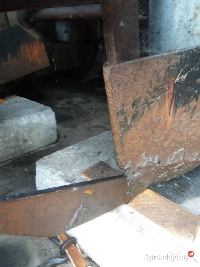 Sadzarka do ziemniaków Biedaszki Strzałków