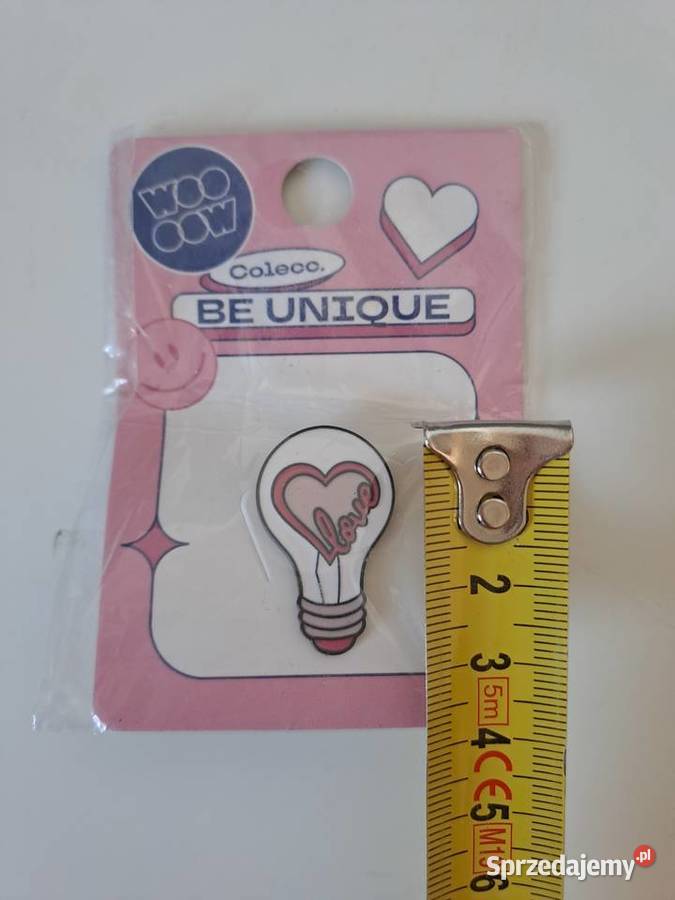 Pin Przypinka love żarówka bulb light lightbulb Warszawa