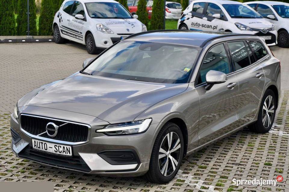 Volvo V60 B3 B Geartronic Momentum 163 2021r 163KM Goleniów sprzedam