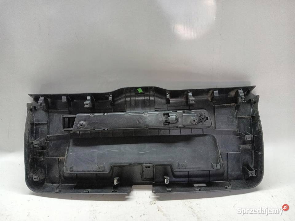 TAPICERKA BAGAŻNIKA AUDI Q2 81A867979 osobowe