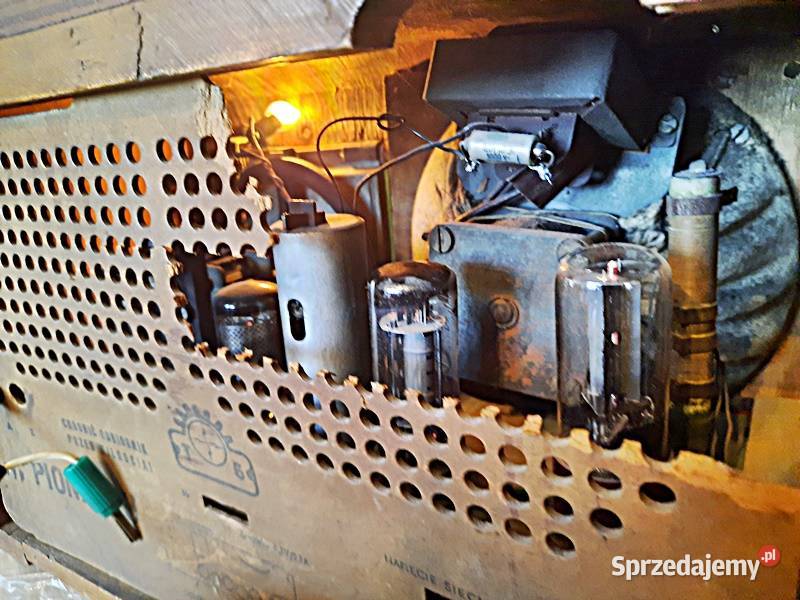 Radio zabytkowe Pionier U drewniana obudowa Ostrów Wielkopolski