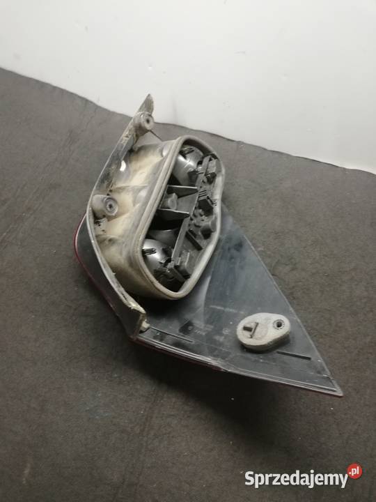 Laguna II lift lampa prawy tył osobowe Swarzędz