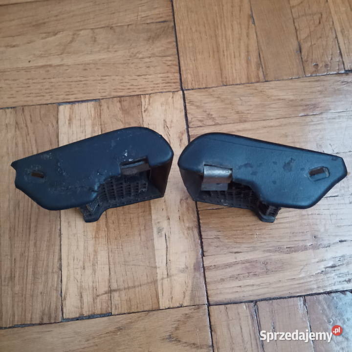 Audi 80 B4 Listwa dolna błotnika tył 8A0853699B Dębica