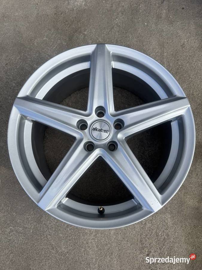 Piękne felgi aluminiowe Alcatec 18x8 Peugeot Polanica-Zdrój