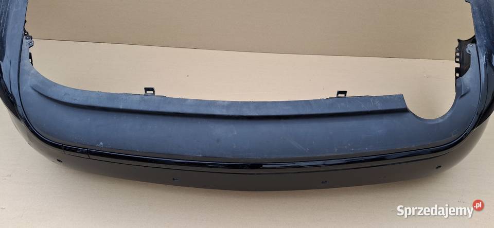 MERCEDES EKLASA COUPE W207 AMG ZDERZAK TYŁ TYLNY osobowe Bieleń