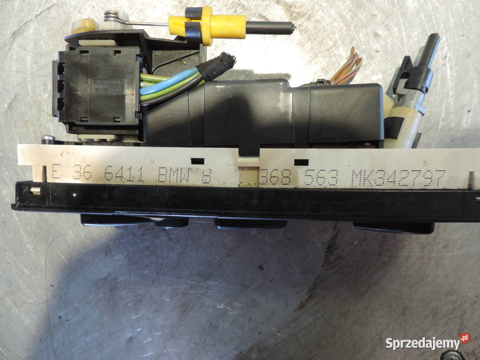 BMW E36 PANEL NAWIEWU Rok produkcji 1997 małopolskie Nowy Sącz