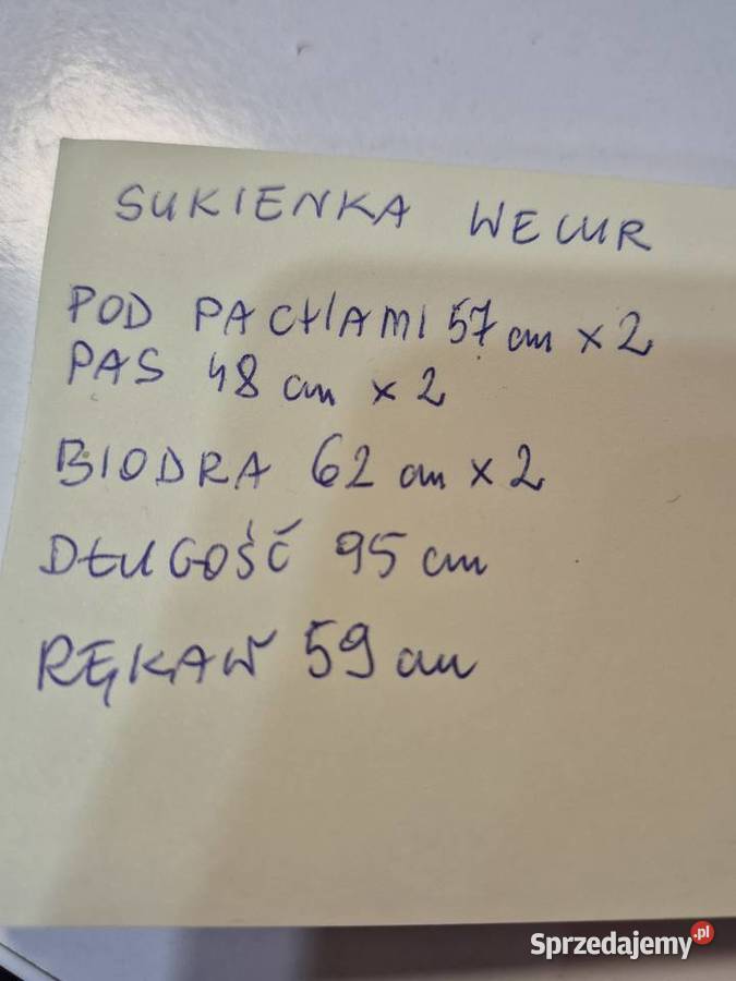 Sukienka welurowa Łomża