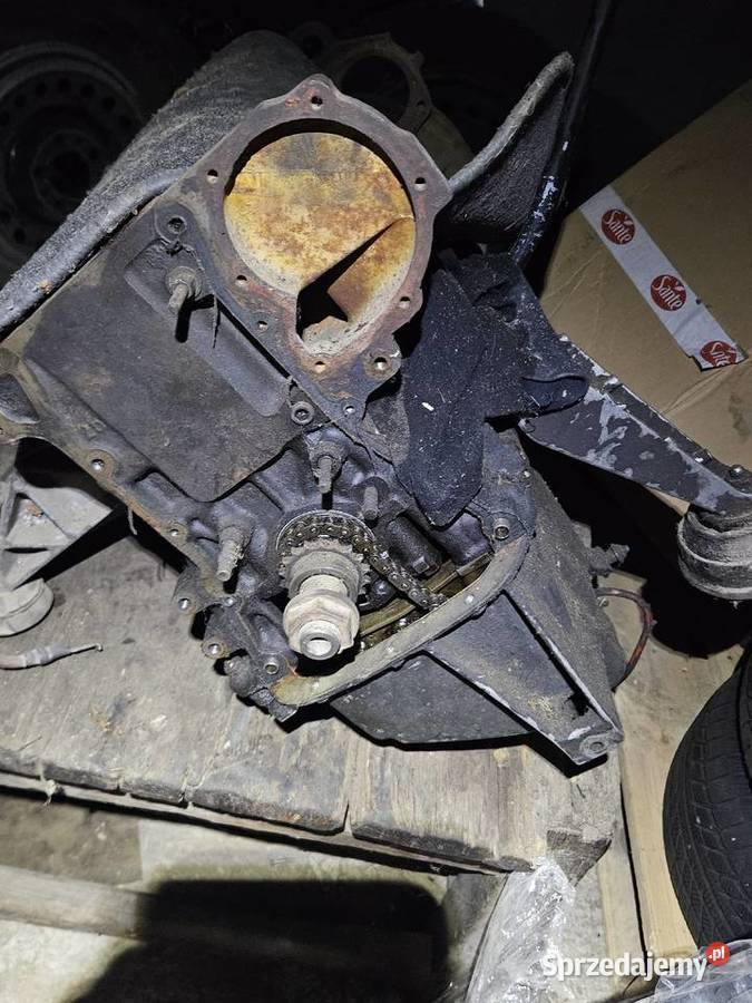 Blok silnia dół tłoki M30b35 miska olejowa e32 osobowe