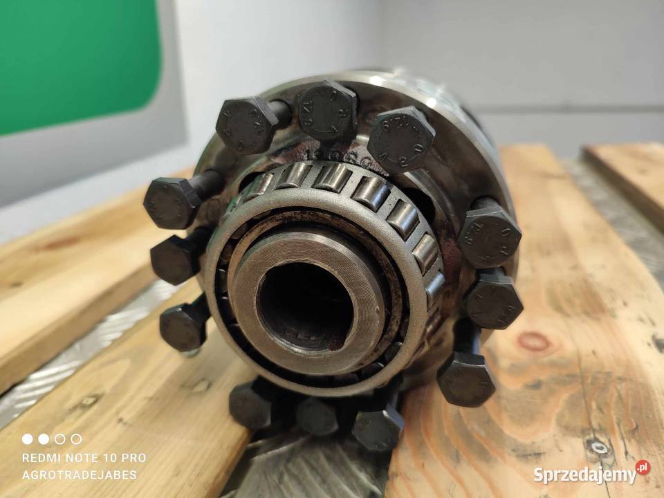 Dyferencjał Massey Ferguson 8937 13x31 Wilkowo