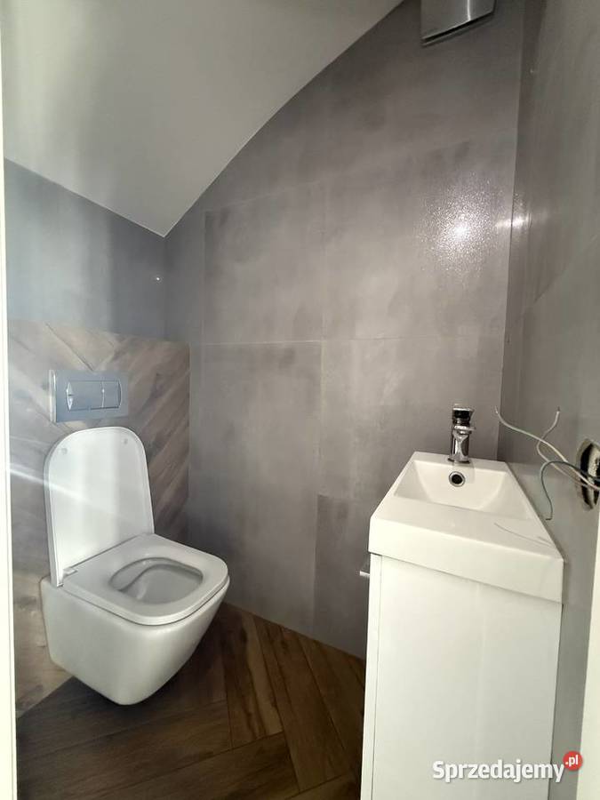 Sprzedam segment 101 m2 poddasze 49 m2 z Sprzedaż